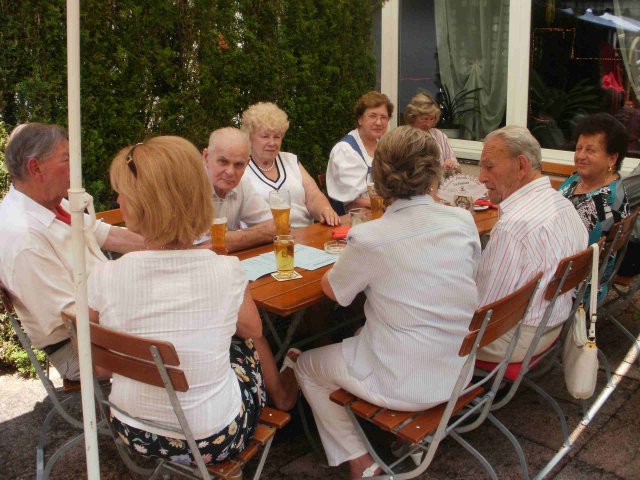 Hubertus Biergarten