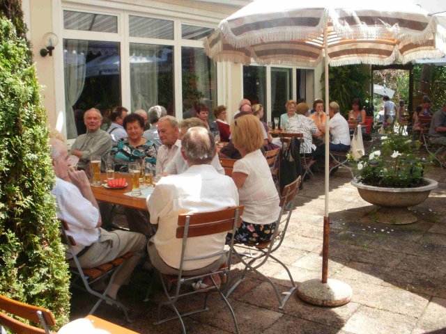 Hubertus Biergarten