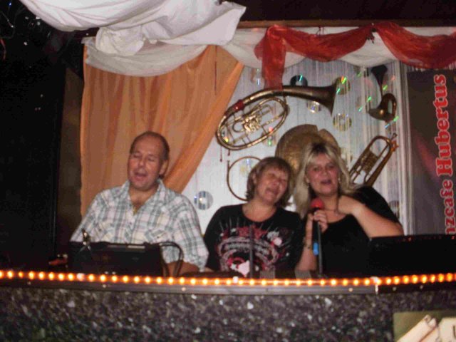 Karaoke im Tanzcafe Hubertus
