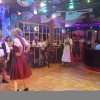 Modenschau Leo-Dirndl